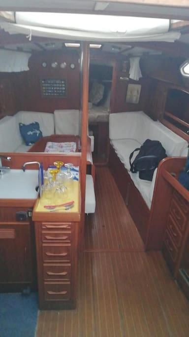 Boat-Apartamento Flotante Cadiz.. La Juanita Arroyo Εξωτερικό φωτογραφία